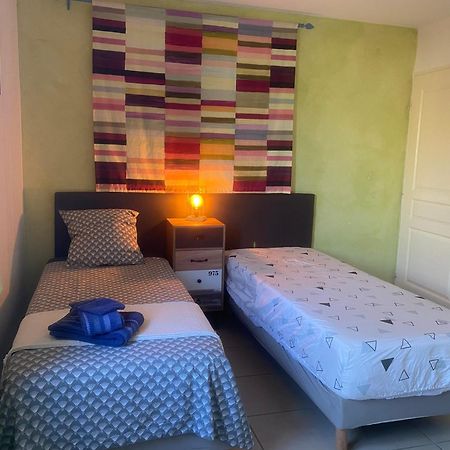 Gite Romarin Avec Spa Saint-Jean-de-Barrou Екстер'єр фото